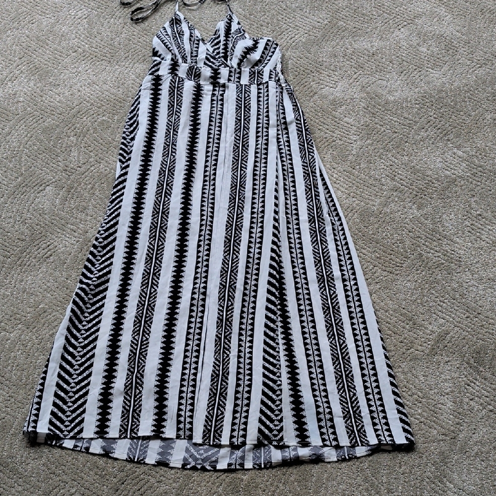 Cupshe Monochrome Geometric Maxi Dress